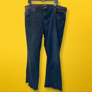 Gap Bootcut dark rinse jeans